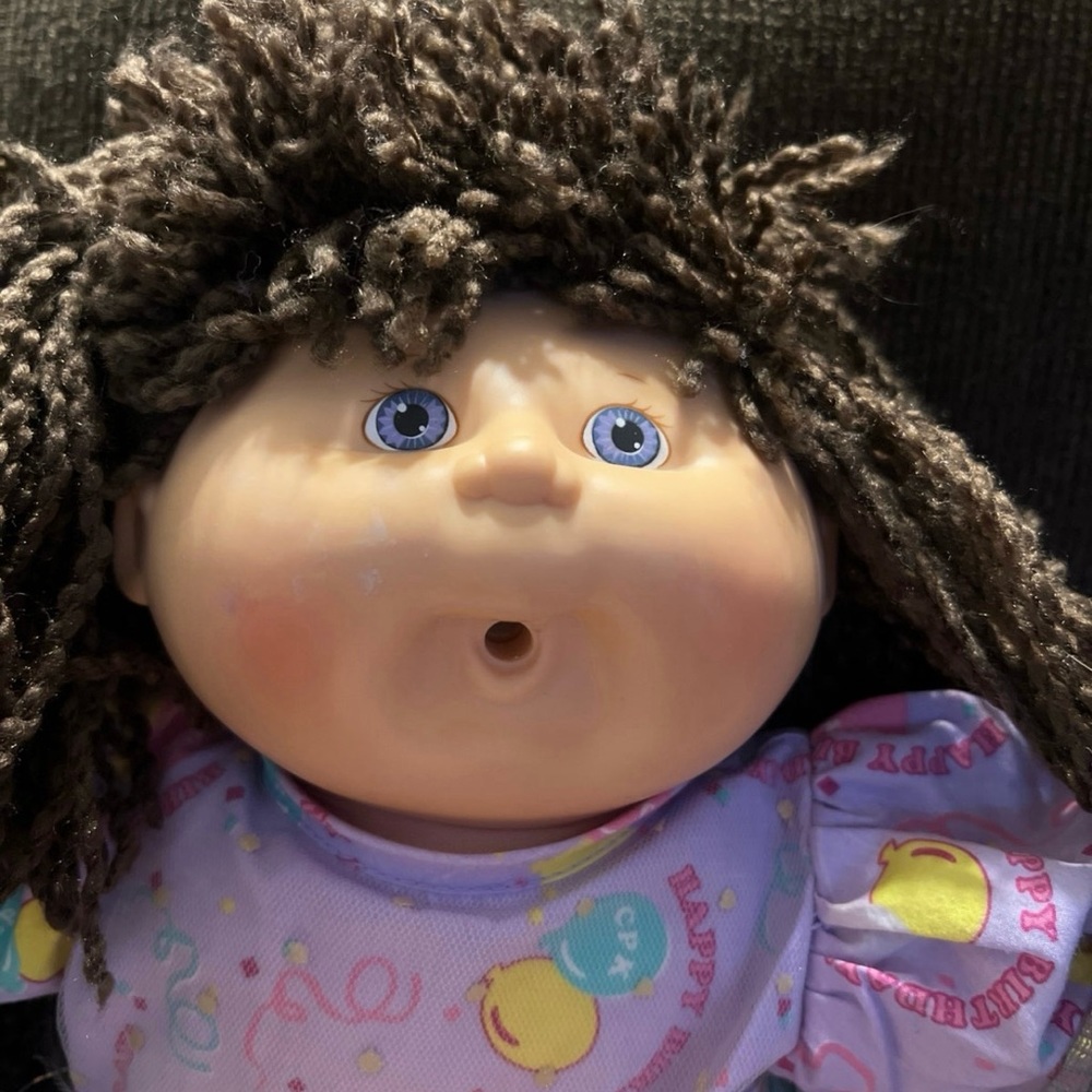 Cabbage patch doll - Picture 2 of 3